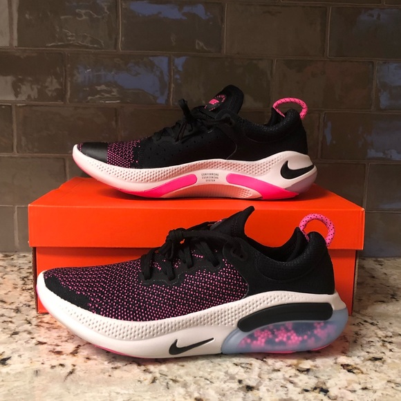 Nike Joyride Run Flyknit Shoes - Picture 3 of 7